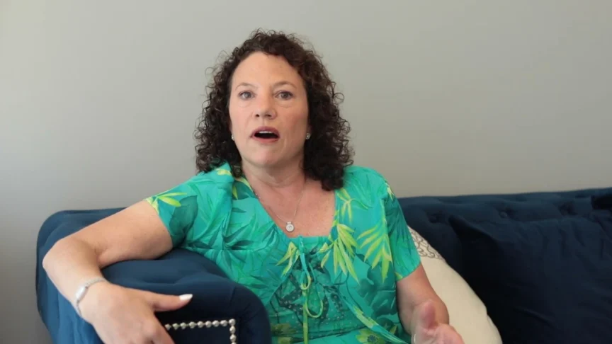 Lisa's success story thumbnail.